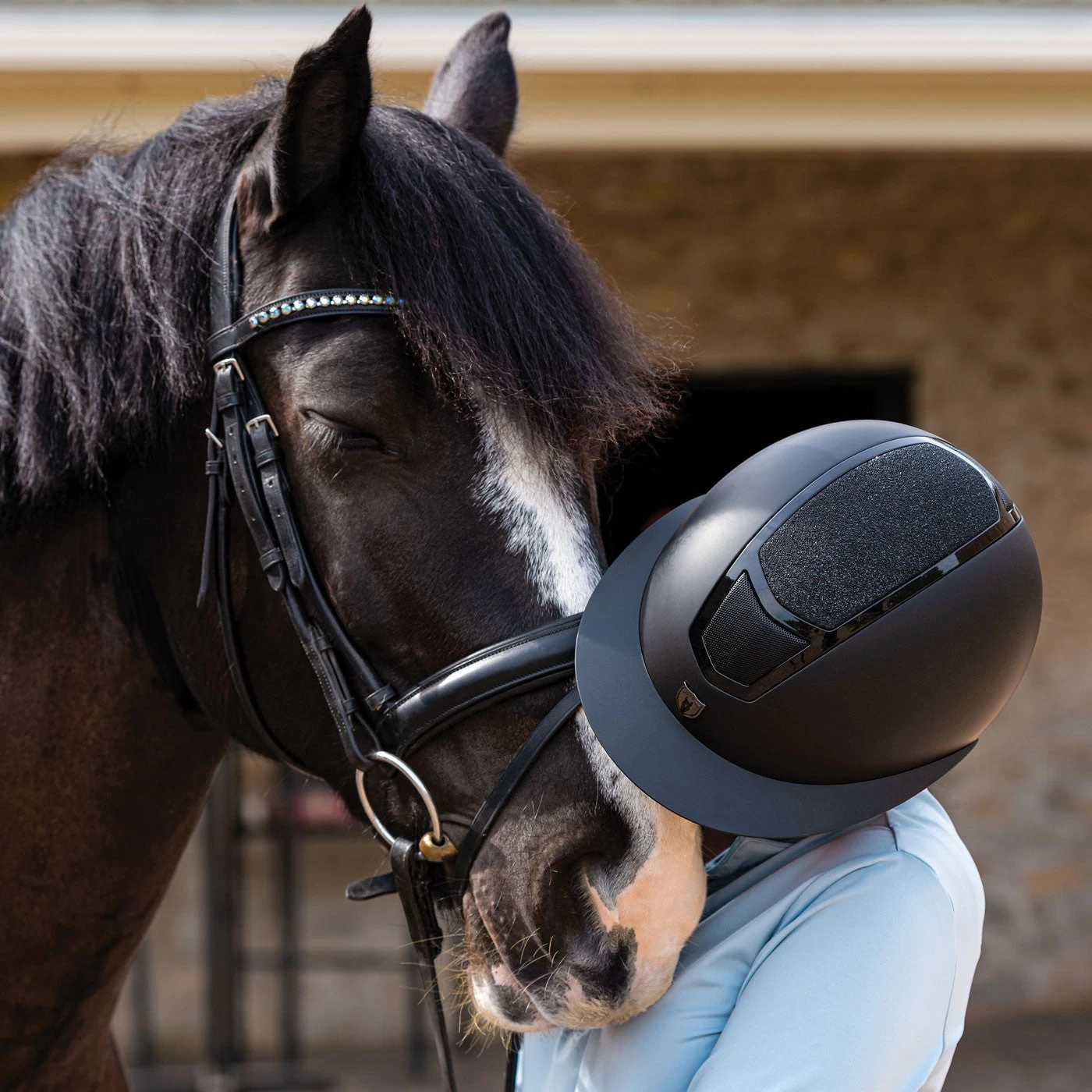 Tipperary Devon Wide Brim MIPS Helmet - Sparkle Black - Image 11